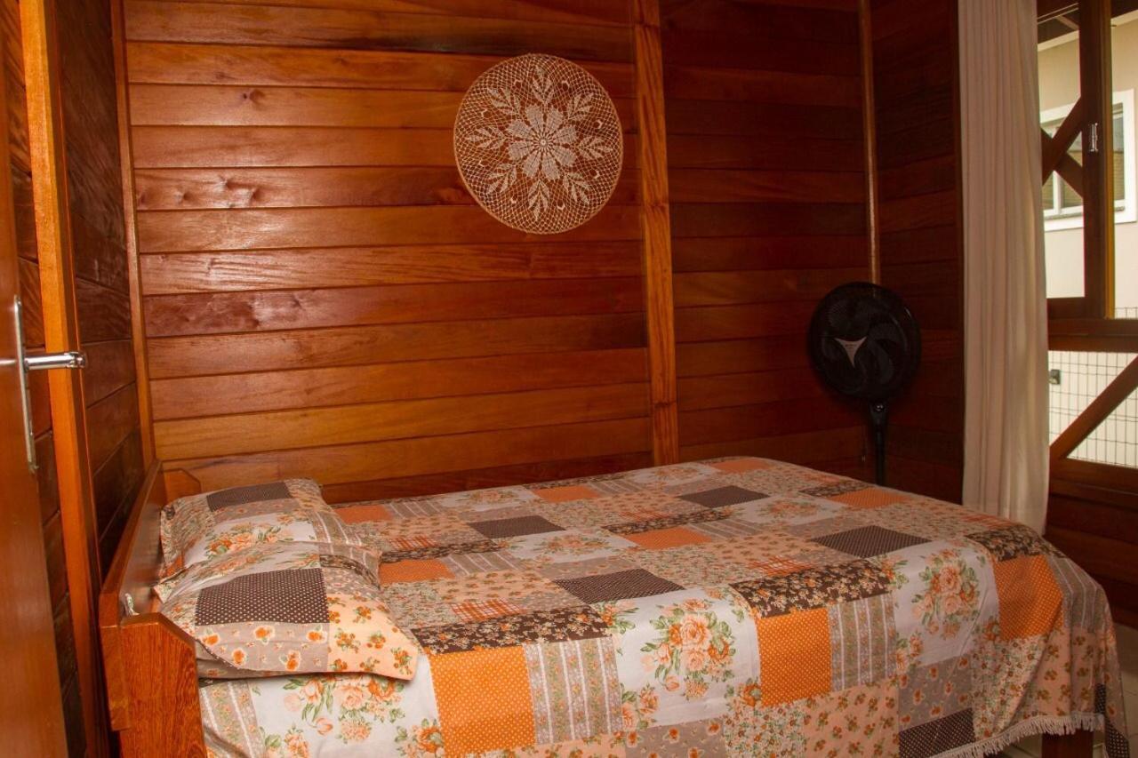 Casa De Madeira - Pousada Dois Passos Do Paraiso - Florianopolis, Florianopolis